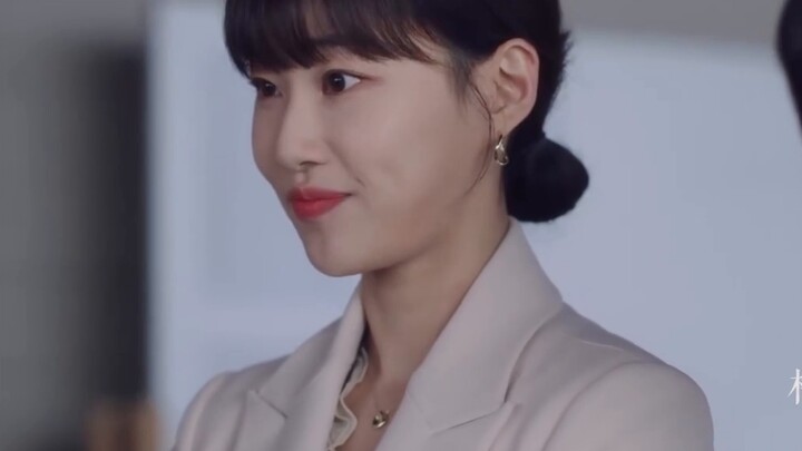 น่ารักมากเลยค่ะ ปฏิสัมพันธ์ระหว่างกันก็น่ารักมากๆ เลยค่ะ วาฬน้อยจอมแสบกับบอสแม่ตัวผู้