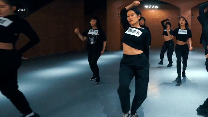 [Blow up S Dance Studio] [Dance DEMO] S is here again! Rocket Girls 101 Hot Us "Queen and Dream" dan