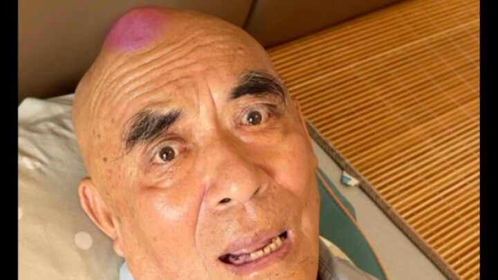 عندما كذبت على أمي وقالت إن جدي ضربني على رأسي فطلع “ورم كبير”!