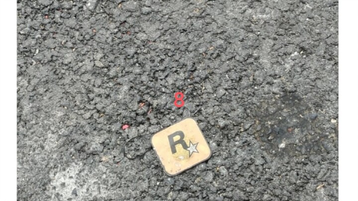 يجب حظر أي شيء تنتجه شركة Rockstar!