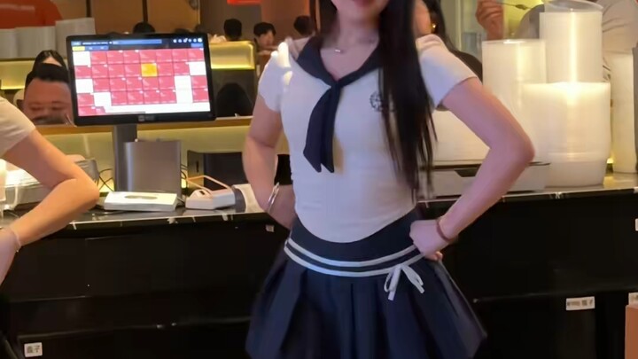 Anh cả xin lỗi, đừng xem nhé!