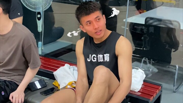 【พี่จวิน】เพื่อนร่วมทีม CBA! พวกเรา (เถี่ยหนิว ม่านหนิว) นี่แหละที่เป็นตัวถ่วง