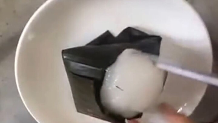 hướng dẫn làm bánh giò tại nhà!