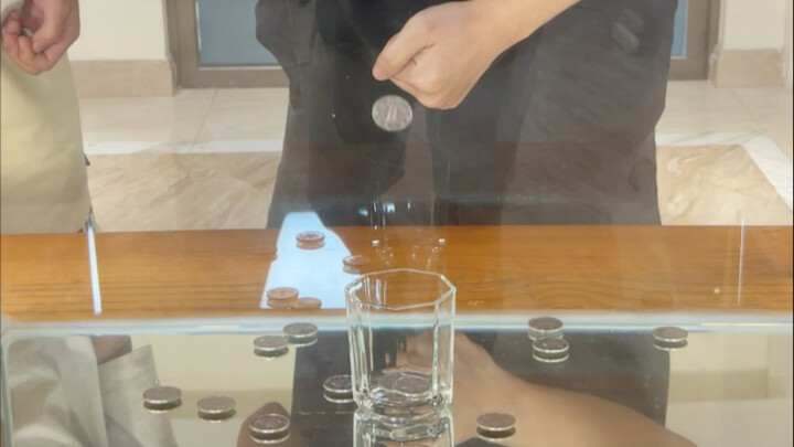 快叫你朋友来看鱼缸投币挑战