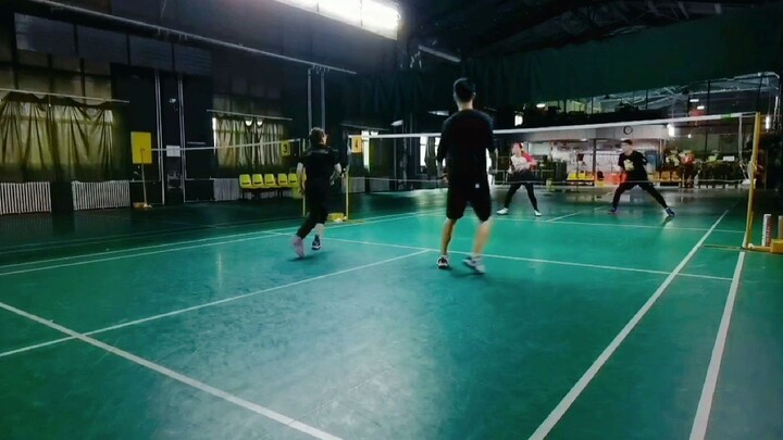 [Brother Yu] It’s been a while since I last uploaded a badminton video—this time it’s mixed doubles!