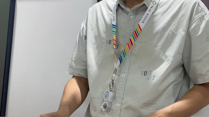 黄金多少钱一斤？