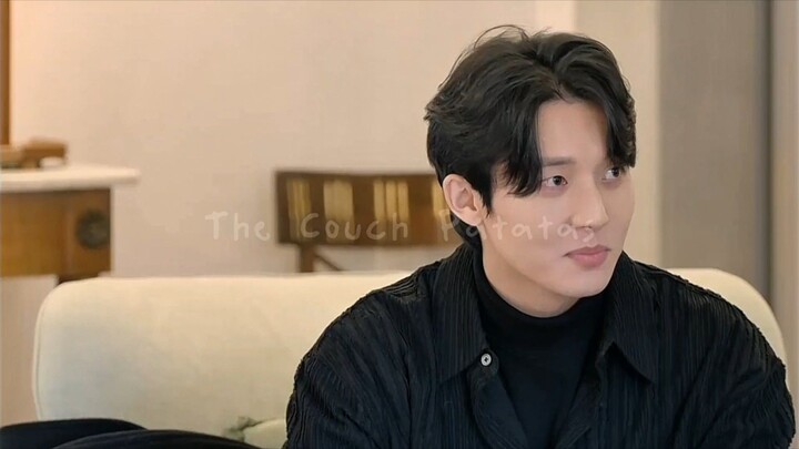 How a man falls in love at first sight