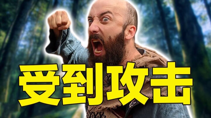 游戏中你正在做任务不小心引到了旁边的小怪...