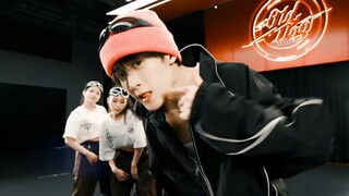 رائع بسهولة تامة!! [تان جيان تسي]