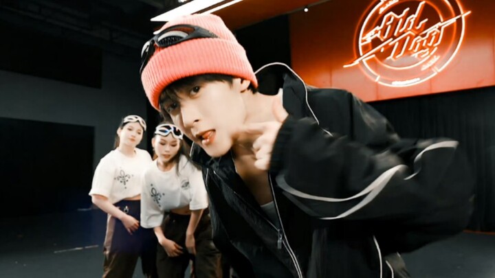 رائع بسهولة تامة!! [تان جيان تسي]