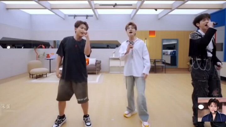 Suqing – Versi Ruang Latihan “Katakan Langsung”