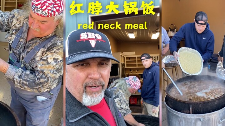 Kakak Merah memasak nasi besar untuk berbagi kasih 💖💖💖