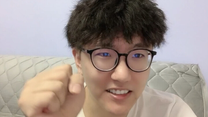 عندما طلبت مني حبيبتي أن أوقظها... فجاءتني هذه النتيجة؟؟