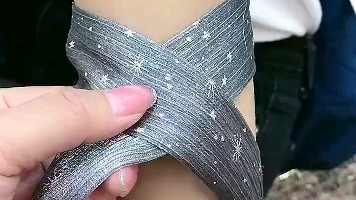 How to tie a bow