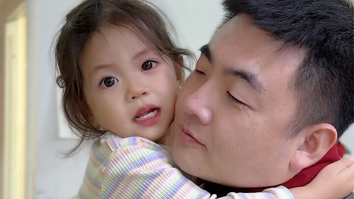 เมื่อคุณมีลูกสาวตัวน้อยอยู่ที่บ้าน คุณพ่อก็แทบจะเข้ามาไม่ได้เลย