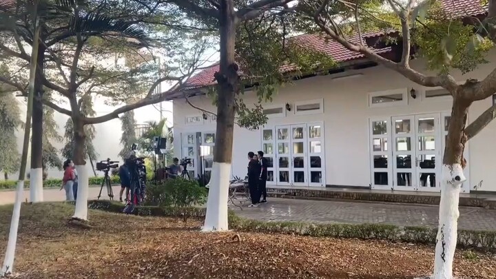 Behind The Scenes_ Hậu trường buổi quay Phương Nam Show cùng HLV Kiatisuk