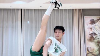 تحدي القرفصاء للراقصين Ip Man
