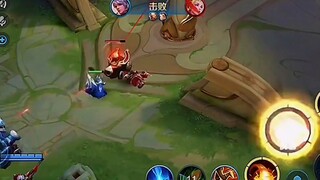 Wan'er: You're done, Luban. I'm targeting you now. Luban: Come on, come on. Do you think I was broug