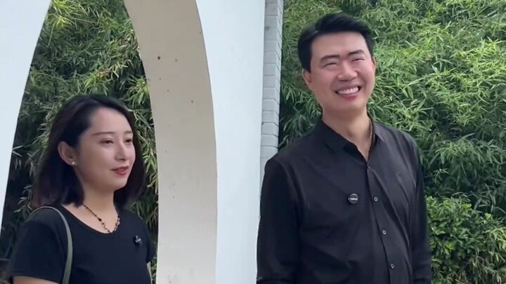 Dating with Boss Hu of AAAAA!