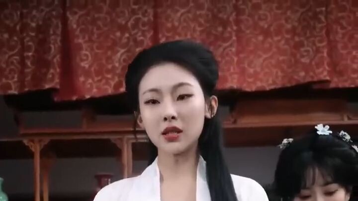 ราชินีคืนบัลลังก์