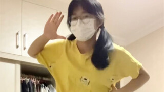 之前在床上跳的快乐合成器qwq 最近在学校不方便录视频一直没更新斯密码塞！www