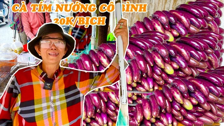 Ẩm thực đường phố bình dị cà tím nướng mỡ hành thơm nức mũi trước cổng chùa Nghệ Sĩ - Vi Na TV