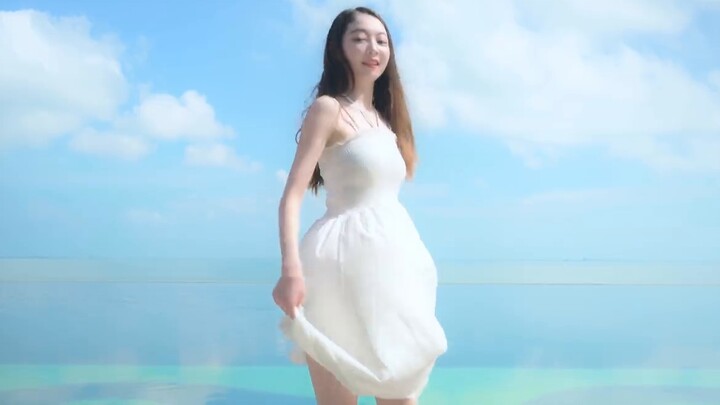 Tambalan suara stakato | Tarian balet rumahan yang menyentuh awan sungguh indah!