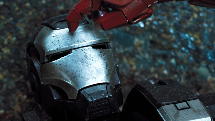 Lô Đức: Biết thế đã trả lại bộ giáp cho cậu rồi.