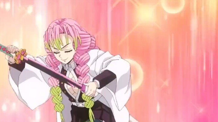 Regarding how Mitsuri puts away her sword... Charming 💕