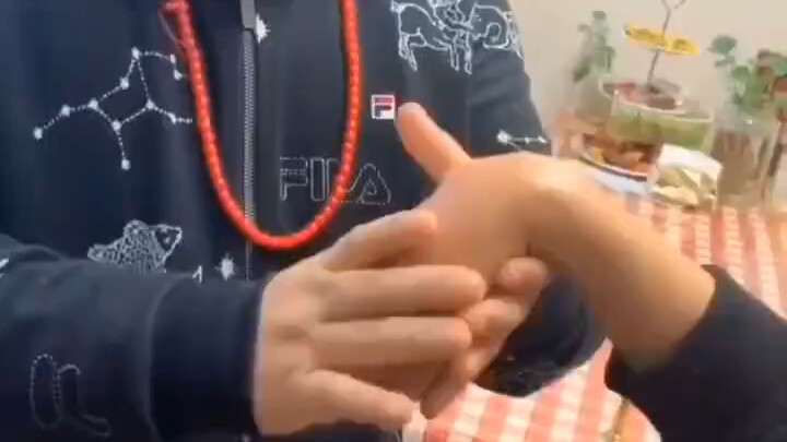 Eliminate a Tenosynovial Cyst in Seconds