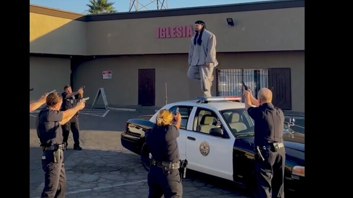 ฉันเรียกเขาว่าแชมป์แดนซ์เมอริกา!