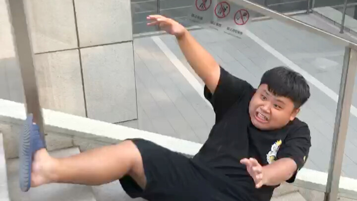 Bertemu dengan diriku sendiri satu jam kemudian