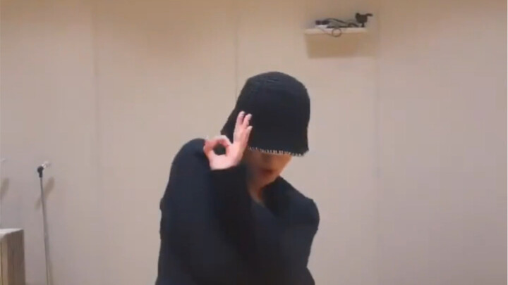 【崔然竣】好辣好辣 220421·第三条合作抖音Zoom challenge with jessi