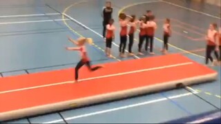 Gymnastics klipp 44