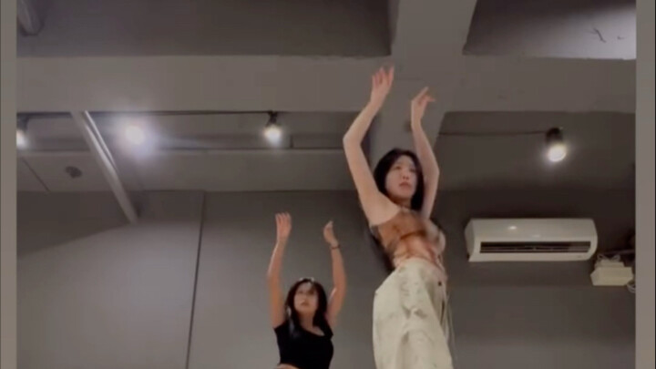 「Xu Suizhen|SOOJIN」20250610 updated a dance video!