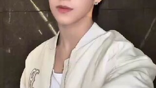 chill version first 👀 #AHOF #jl