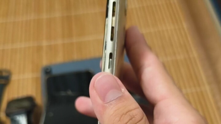 A 15-year-old student’s equipment