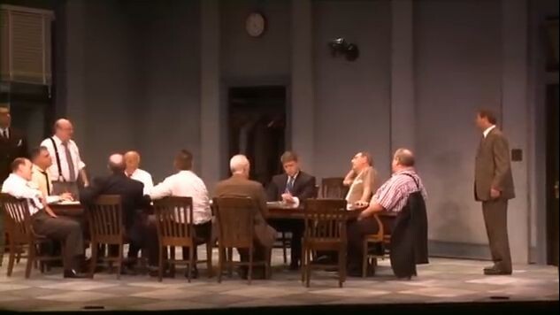 12 ANGRY MEN