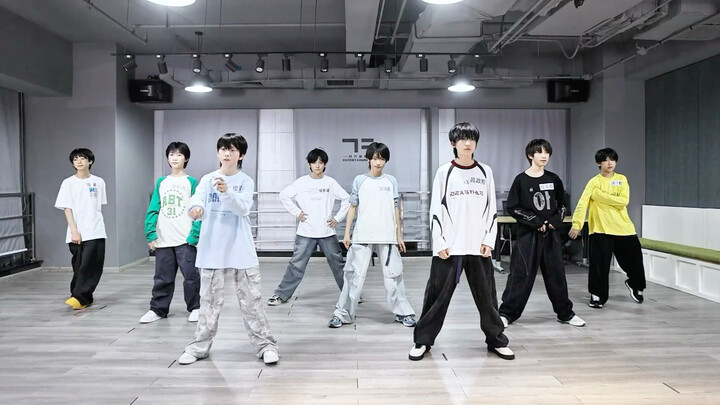 [TF Family 5th Generation] “The 10,000-Hour Rule” Trainee Dance Practice Log (Chengdu Branch)