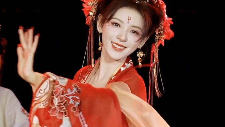 是朕！执意要当昏君！！2023国风大典美人混剪，每一秒都是心动