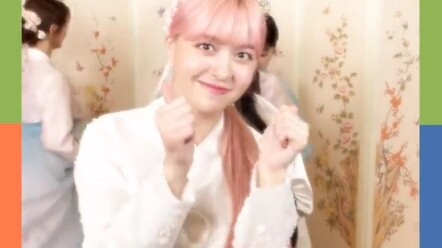 الفتاة الوحشية الجديدة من فرقة NMIXX تقدم تهنئة السنة الجديدة لجميع المارة ونثر!