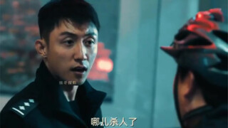 رجل قتل شخصًا وتم القبض عليه بأدلة دامغة، لكن والده أطلق سراحه بمكالمة هاتفية واحدة.