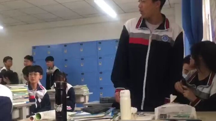 High School Memories: Clumsy but Not Painful—Just the Right Amount of Force!