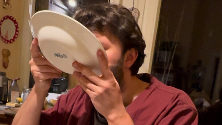 German family pairs German-style pork cutlets with Chinese goose frame soup in an epic feast! Anothe