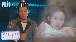 Clip Tập 1 Quận chúa ngâm mình trong bồn tắm bị sứ thần nhìn thấy! | Phất Ngọc Yên | WeTV