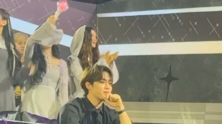 Interaksi Kapten Mi-chi! 【Bang Chan + Choi Seung-cheol】Salam Tangan GDA 🤝