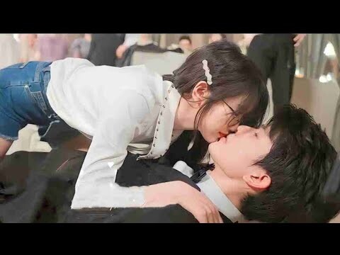 Childhood friends confess their love for each other after getting drunk | Best Of You In My Mind
