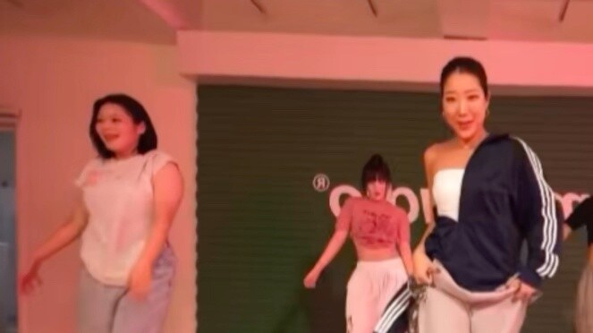 【Ngày】Hướng dẫn vũ đạo chính "Candyman"