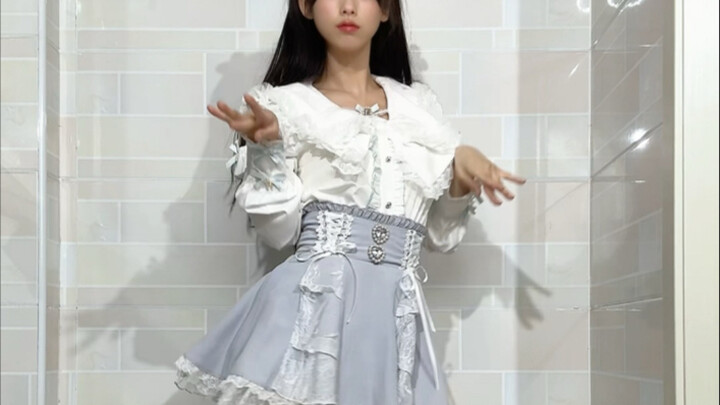 [Is it Xin Xin?] The latest video is now available—come check it out!