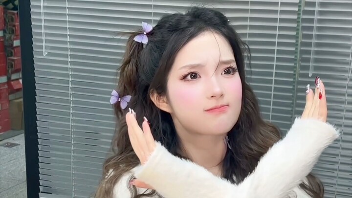 إذا لم تستطع التواصل حتى بلغتك الأم، فلماذا تتوهم أنك ستتمكن من التواصل بلغة ثانية؟